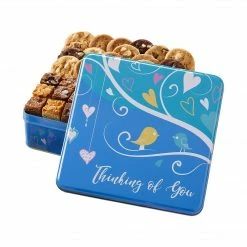 Mrs. Fields Nibblers Crimson Cookie Box, Assorted Flavors, 32 Oz. (ST21EVBOXL036)