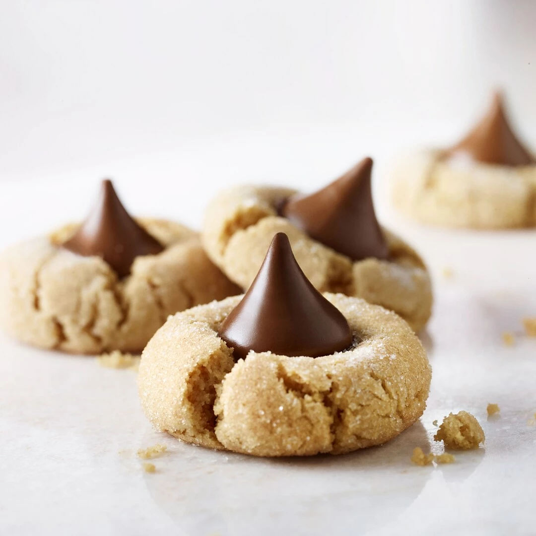 Fort Knox Silver Foil Coins, Milk Chocolate, 16 Oz. (227-0038) - Image 4