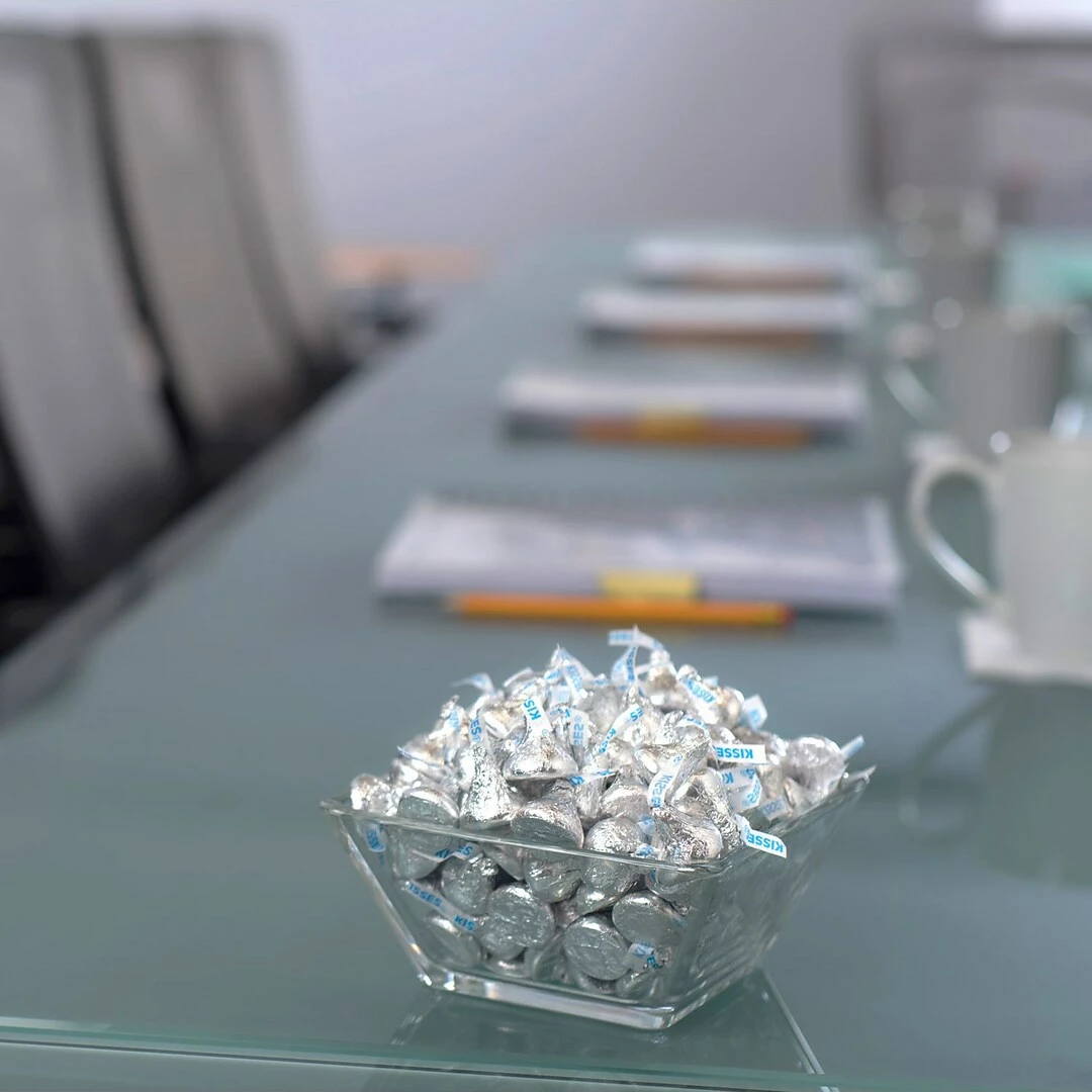 Fort Knox Silver Foil Coins, Milk Chocolate, 16 Oz. (227-0038) - Image 5