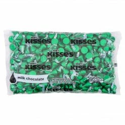 HERSHEY'S KISSES Dark Green Foils Milk Chocolate Candy, Individually Wrapped, 66.67 Oz, Bulk Bag, 400 Pieces (HEC60347)